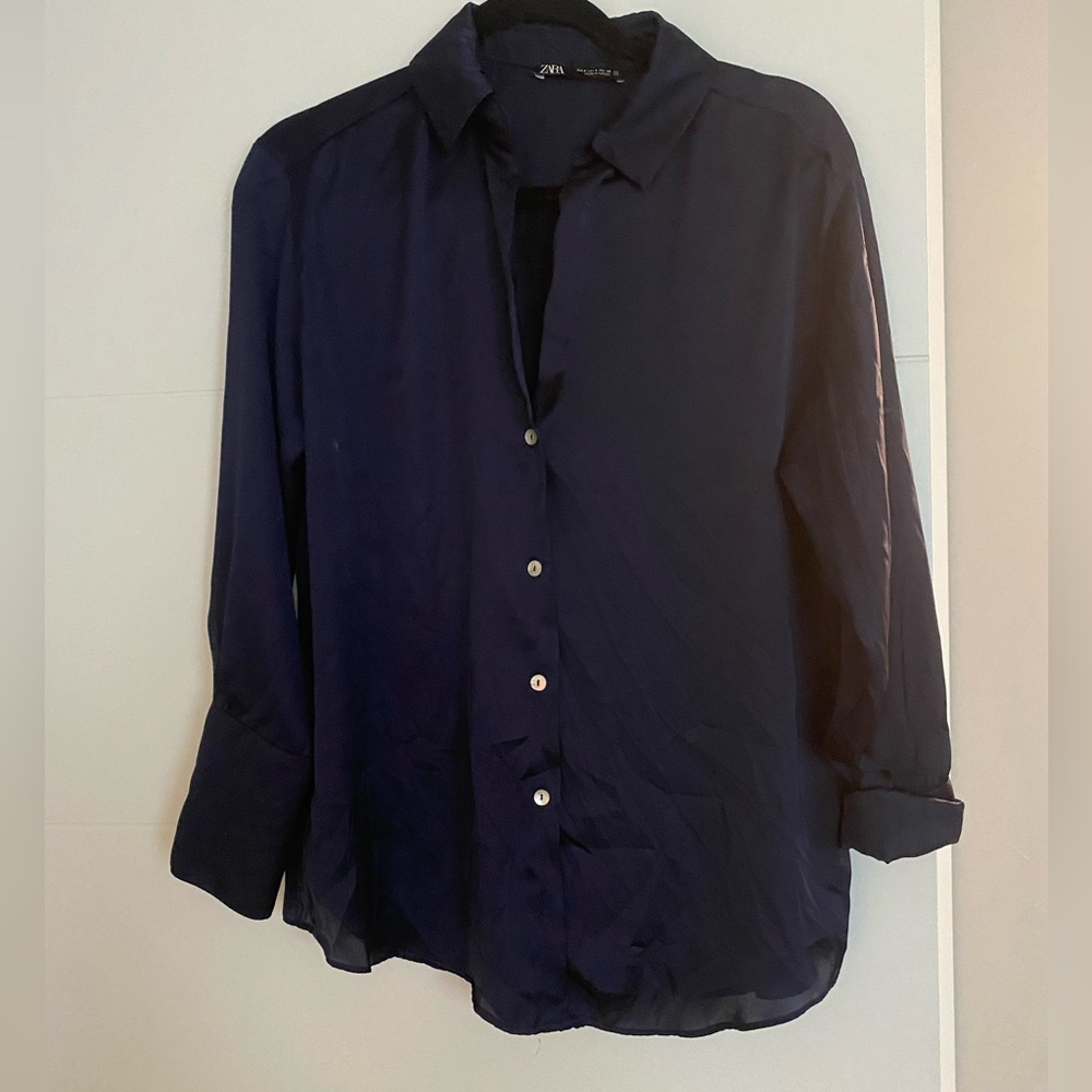 Zara Navy Blue bottom down blouse, size S